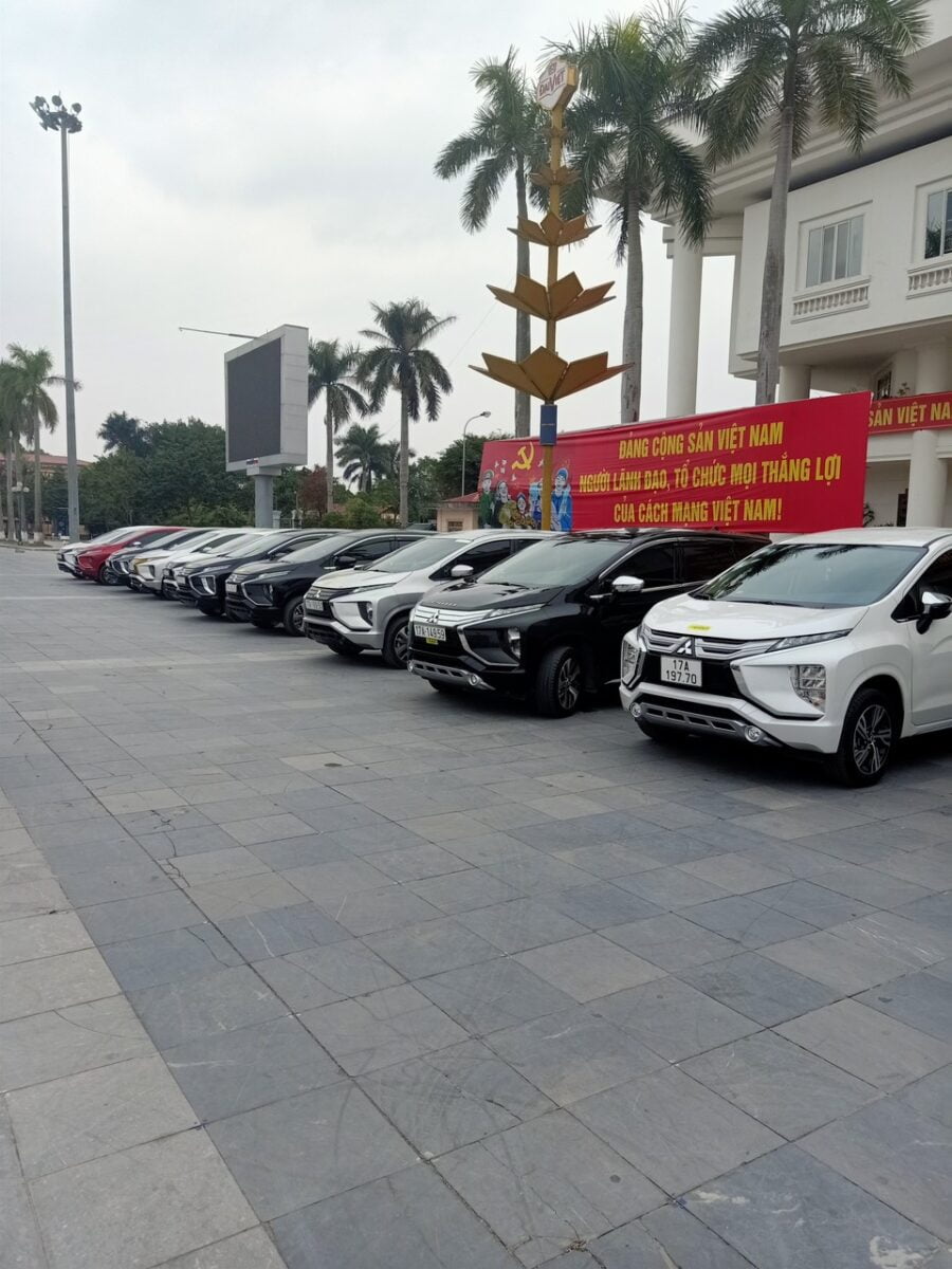Dịch Vụ Xe Ghép Thiệp Tống Và So Với Việc Mua Xe Riêng